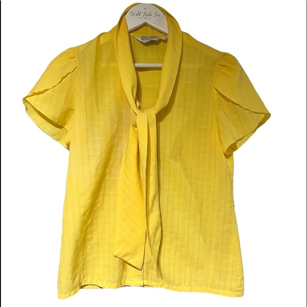Tie-Neck Short Sleeve Blouse - Yellow